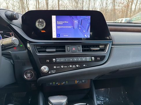 Used 2023 Lexus ES 350 w/ Premium Package image 24