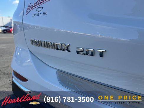 Used 2018 Chevrolet Equinox Premier image 14