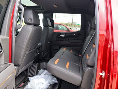 New 2026 GMC Sierra 1500 AT4 w/ AT4 Premium Package AWD/4WD image 10
