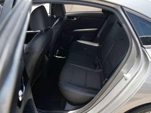 Used 2022 Kia Forte GT FWD image 21