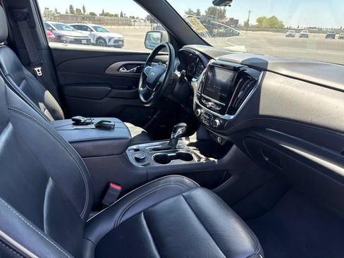 Used 2023 Chevrolet Traverse Premier AWD/4WD image 9