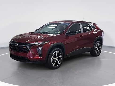 Used 2024 Chevrolet Trax RS FWD image 9