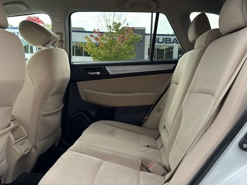 Used 2019 Subaru Outback 2.5i Premium w/ Popular Package #2 AWD/4WD image 25