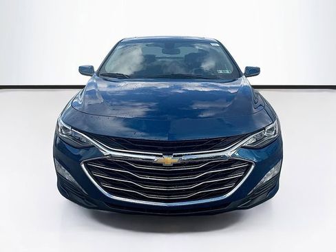 Used 2019 Chevrolet Malibu Premier w/ Sun and Wheel Package image 2