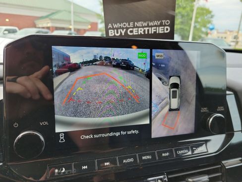 Certified 2022 Nissan Pathfinder Platinum w/ Cargo Package image 25