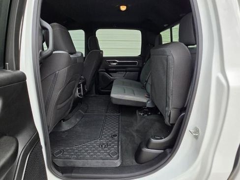 Used 2023 RAM 1500 Big Horn AWD/4WD image 32