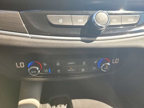 Used 2019 Buick Enclave Premium w/ Experience Buick Package AWD/4WD image 24