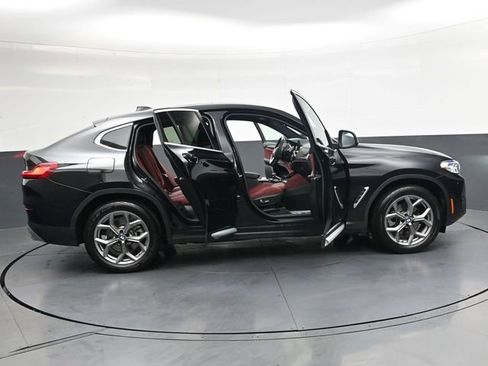 Used 2023 BMW X4 xDrive30i w/ Premium Package image 37