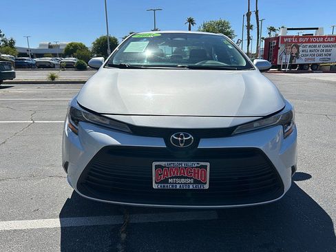 Used 2024 Toyota Corolla LE FWD image 8