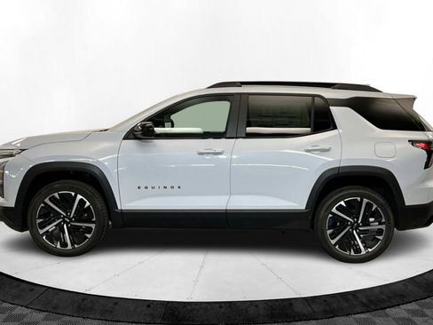 New 2026 Chevrolet Equinox RS w/ Convenience Package III image 2