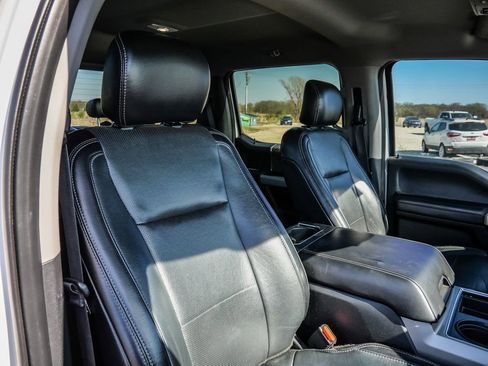 Used 2017 Ford F250 Lariat w/ Chrome Package image 15