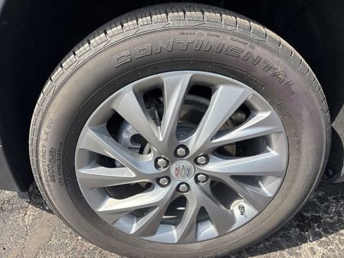 Used 2025 Buick Enclave Preferred AWD/4WD image 28