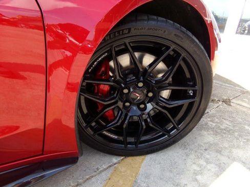 Used 2024 Chevrolet Corvette Z06 RWD image 29