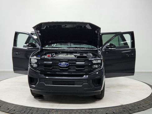 New 2026 Ford Expedition Active image 10