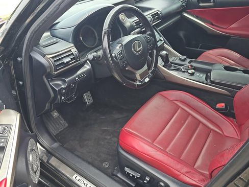 Used 2018 Lexus IS 300 F Sport w/ F Sport Package RWD image 4