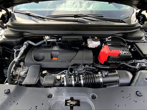 Used 2025 Acura RDX SH-AWD image 9