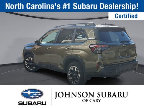 Used 2026 Subaru Forester Premium image 13