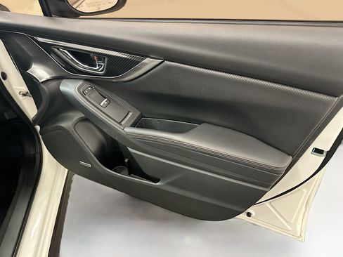 Used 2019 Subaru Crosstrek 2.0i Limited w/ Moonroof Package w/Navigation AWD/4WD image 34