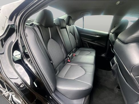 Used 2023 Toyota Camry SE FWD image 20