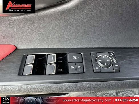 Used 2023 Lexus UX 250h F Sport AWD/4WD image 21