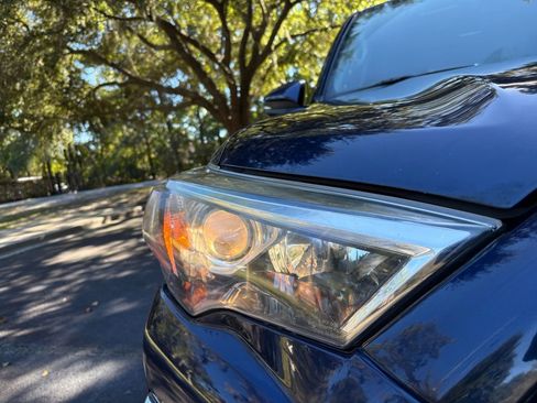 Used 2020 Toyota 4Runner Limited image 24