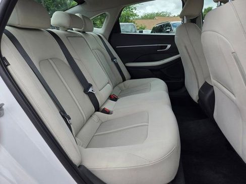Used 2025 Hyundai Sonata SEL FWD image 26