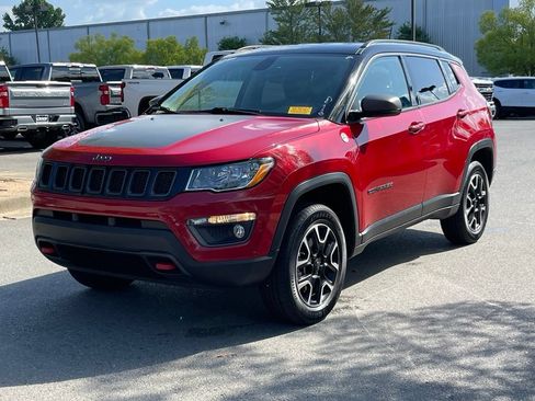 Used 2020 Jeep Compass Trailhawk AWD/4WD image 3