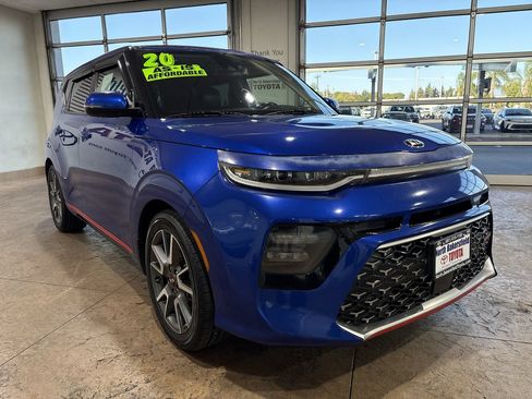 Used 2020 Kia Soul GT-Line Turbo FWD image 4
