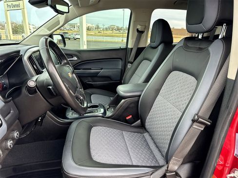 Used 2021 Chevrolet Colorado Z71 w/ Safety Package image 11