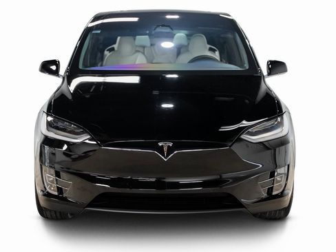 Used 2021 Tesla Model X Performance image 4