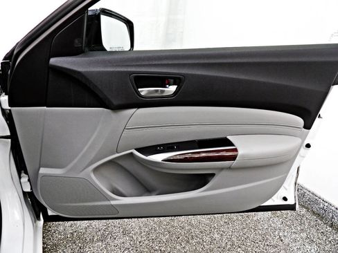 Used 2015 Acura TLX w/Tech 4dr Sedan w/Technology image 11