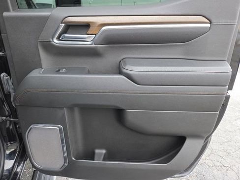 Used 2024 Chevrolet Silverado 1500 High Country w/ High Country Premium Package image 29