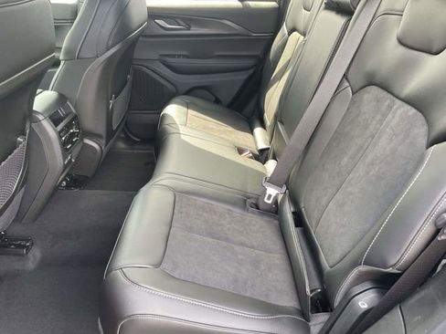 New 2025 Jeep Grand Cherokee Altitude RWD image 11