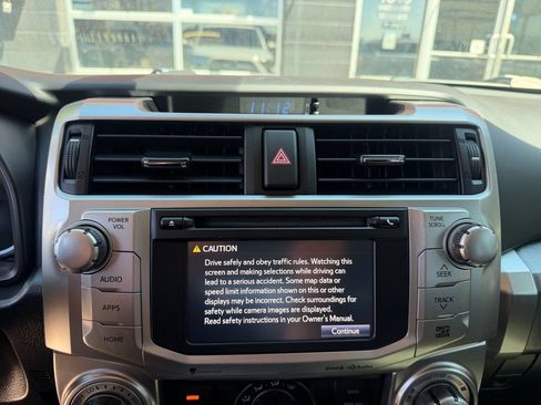Used 2016 Toyota 4Runner SR5 AWD/4WD image 34