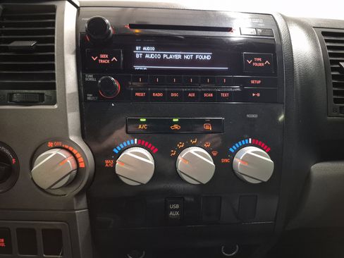 Used 2013 Toyota Tundra 4x4 Double Cab w/ TRD Off-Road Pkg image 33
