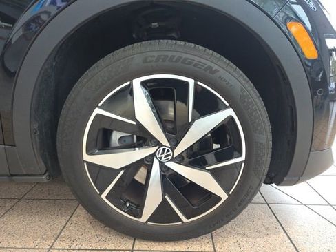 Used 2023 Volkswagen ID.4 Pro S AWD/4WD image 26