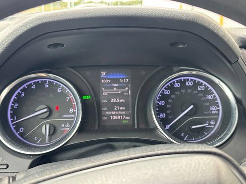 Used 2019 Toyota Camry LE w/ Convenience Package FWD image 23