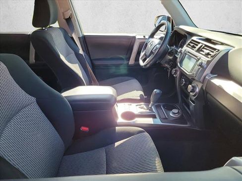Used 2019 Toyota 4Runner SR5 AWD/4WD image 15