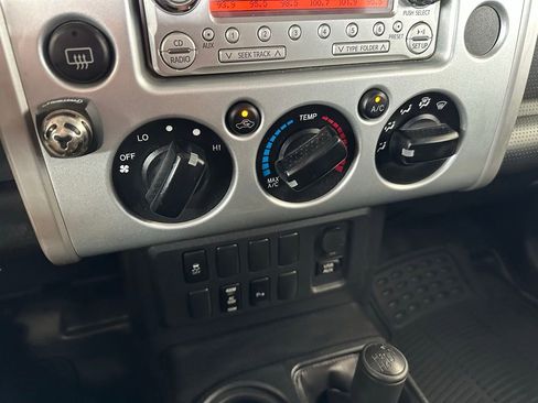 Used 2014 Toyota FJ Cruiser 4WD w/ Trail Teams Ultimate Edition image 18