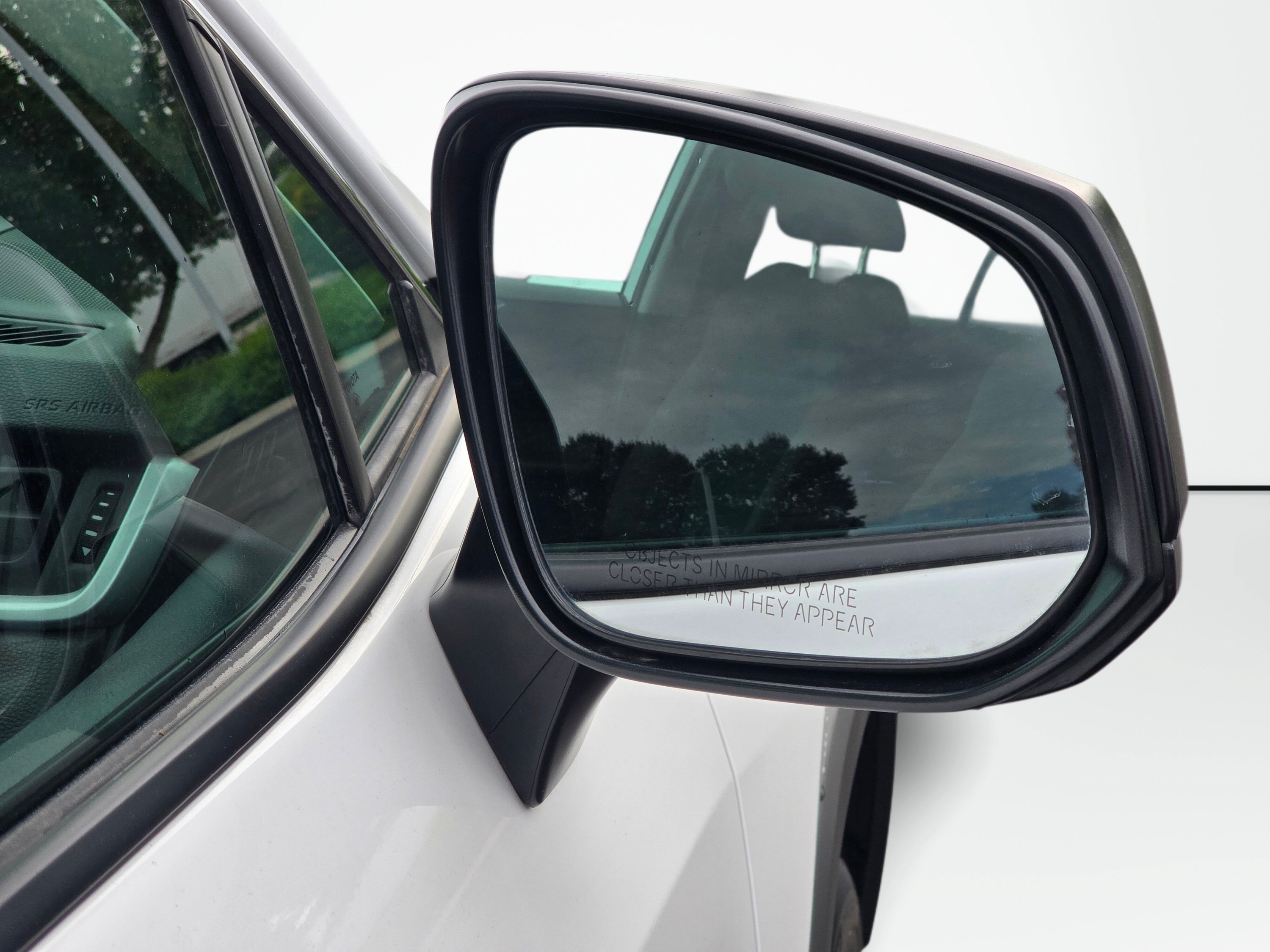 Used 2025 Toyota RAV4 LE AWD/4WD image 29