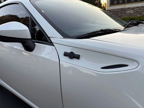 Used 2015 Scion FR-S image 11