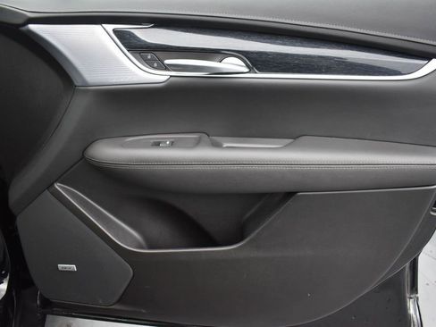 Certified 2023 Cadillac XT5 Premium Luxury AWD/4WD image 29