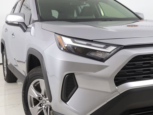 Used 2024 Toyota RAV4 XLE w/ Convenience Package image 16