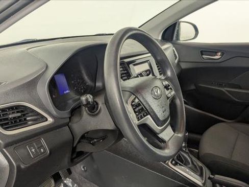Used 2019 Hyundai Accent SE image 24