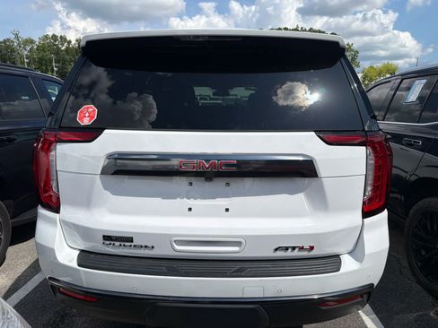 Used 2023 GMC Yukon AT4 w/ Technology Package AWD/4WD image 5