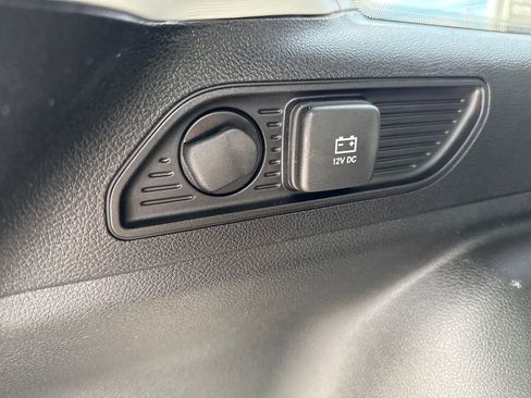 Used 2022 Jeep Grand Cherokee Laredo w/ Luxury Tech Group I image 25