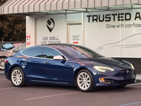Used 2016 Tesla Model S 75 RWD image 6