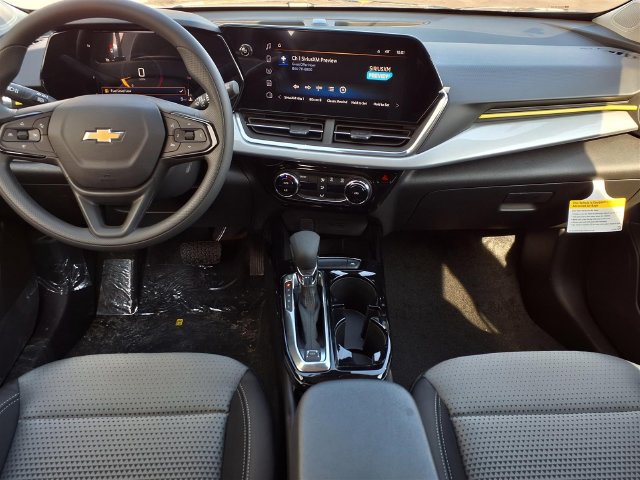 Used 2026 Chevrolet Trax LT FWD image 10