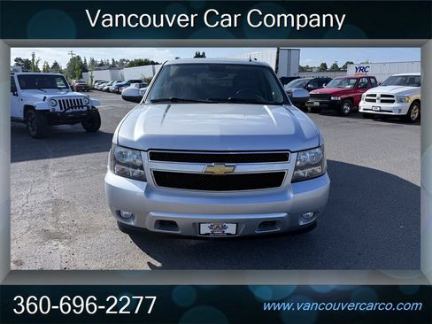 Used 2013 Chevrolet Tahoe LT w/ Luxury Package AWD/4WD image 10