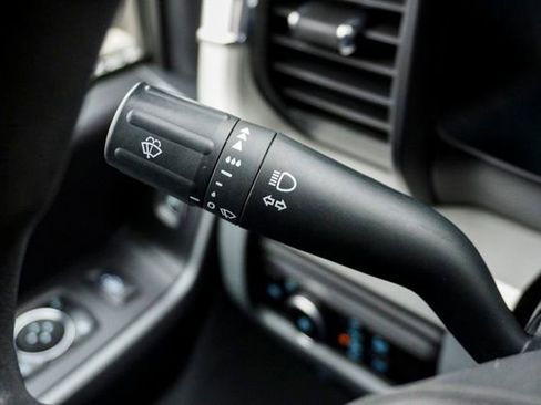 Used 2023 Ford F350 XLT image 21